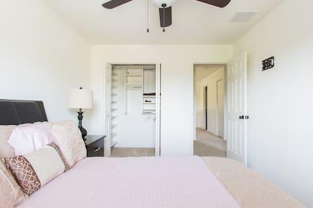 Modern 4 Bedroom House With Swimming Pool Clearwater Bagian luar foto